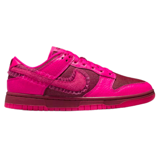 Nike Dunk Low Valentine's Day (2022)(W)